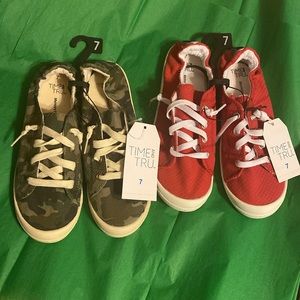 Time and Tru women’s scrunch back slip on sneakers; size: 6, 7, 8. You get both!